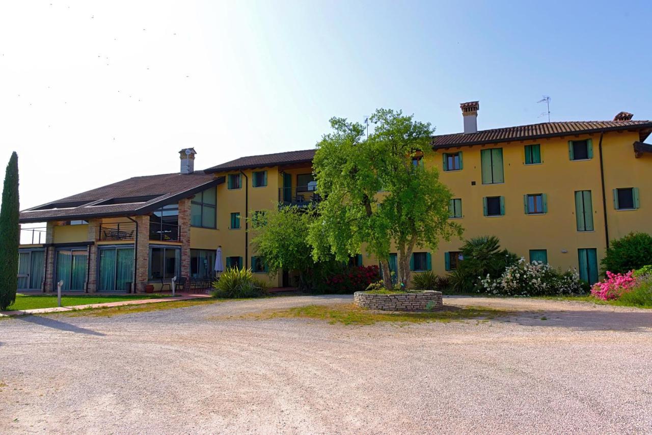 Il Milione Country Hotel Palazzolo dello Stella Esterno foto