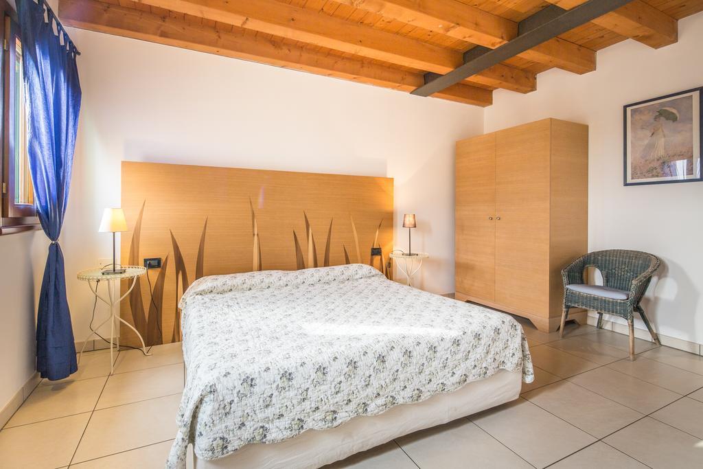 Il Milione Country Hotel Palazzolo dello Stella Esterno foto