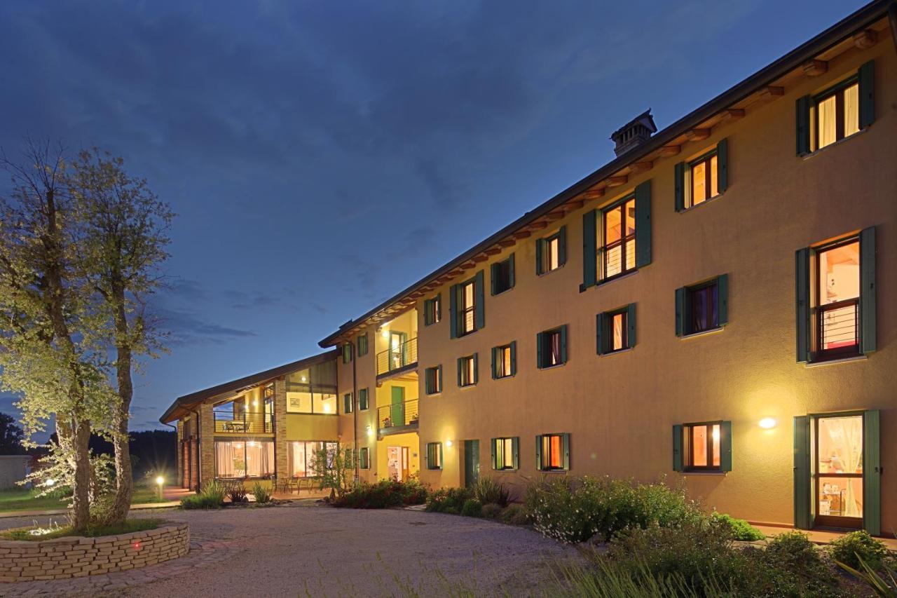 Il Milione Country Hotel Palazzolo dello Stella Esterno foto
